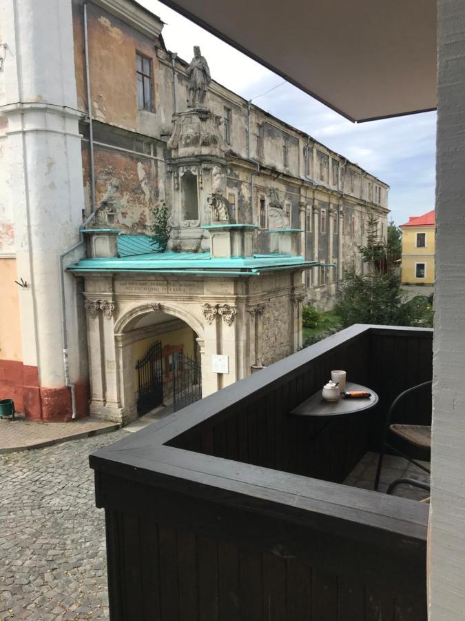 Appartement Бажане Місце à Kamianets-Podilsky Extérieur photo