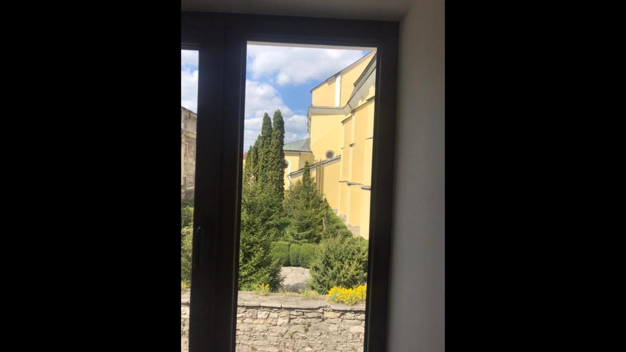 Appartement Бажане Місце à Kamianets-Podilsky Extérieur photo