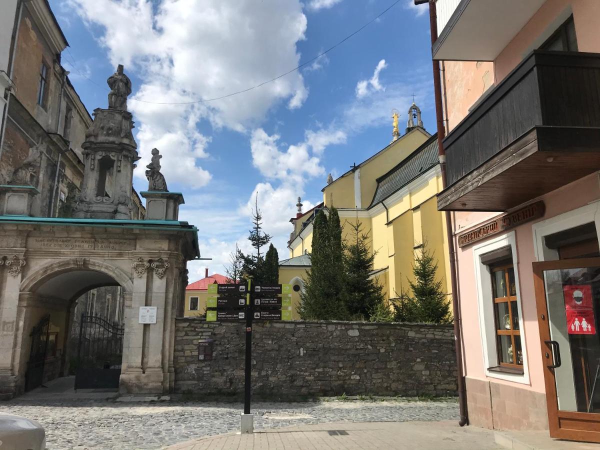 Appartement Бажане Місце à Kamianets-Podilsky Extérieur photo